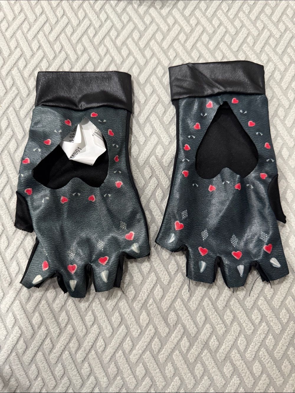 Disney Descendants 4 Deluxe The Rise Of Red Halloween Costume Small 4/6X - Picture 12 of 13